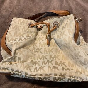 MK PURSE